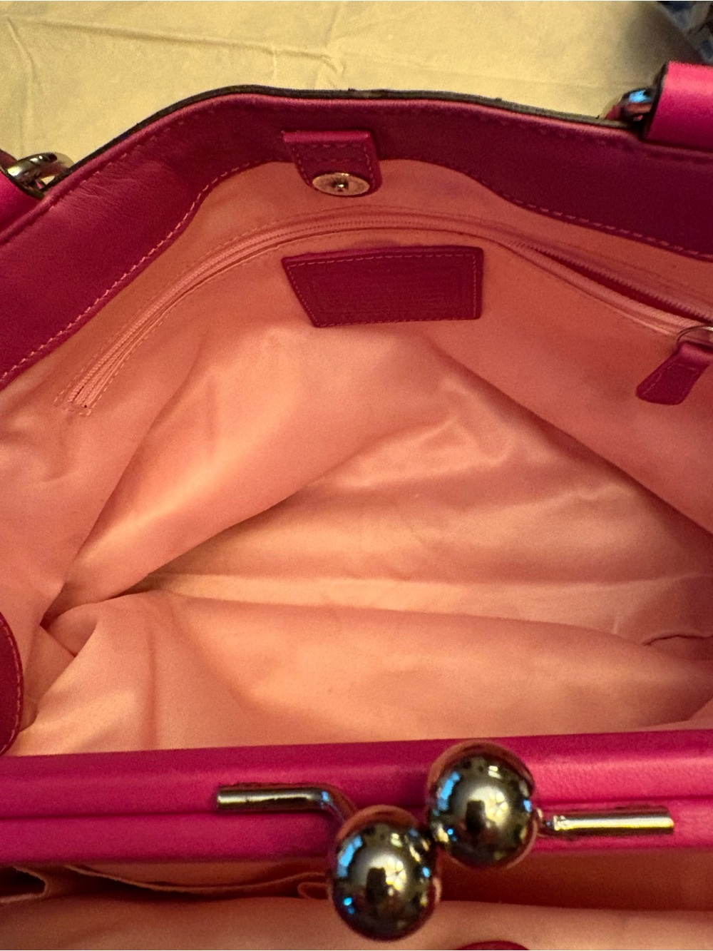 Coach Signature Laura Carryall in Magenta/Hot Pink. 14940 - Picture 8 of 16